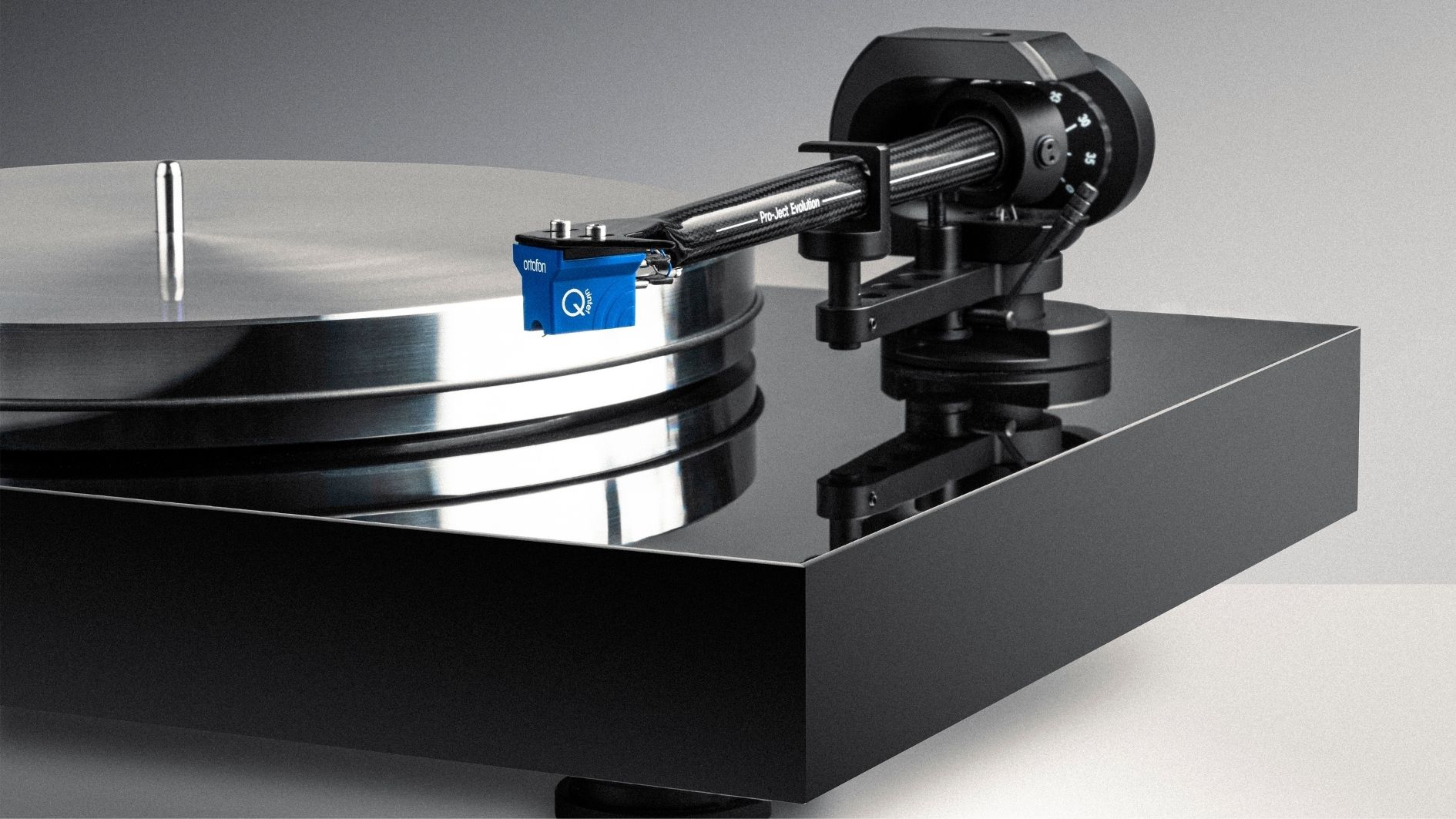 Новый проигрыватель винила Pro-Ject X8