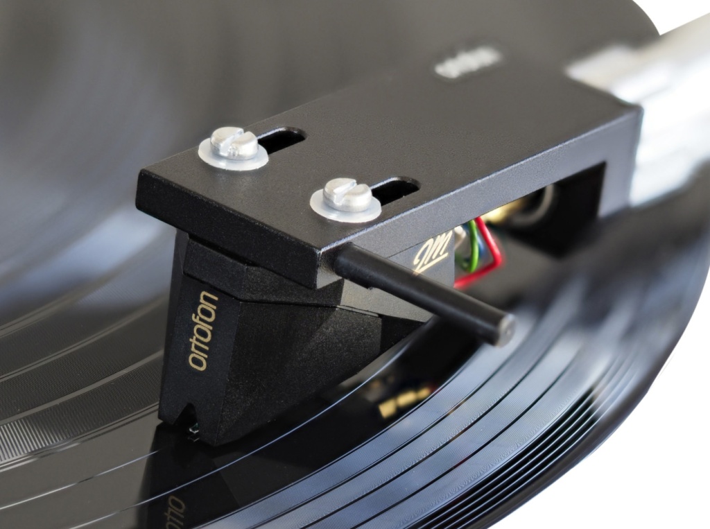 02 Ortofon 2M Black The Audio Tailor.jpg 02 Ortofon 2M Black The Audio Tailor.jpg