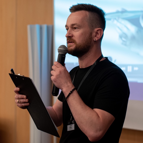 08 Михаил Новиков.jpg