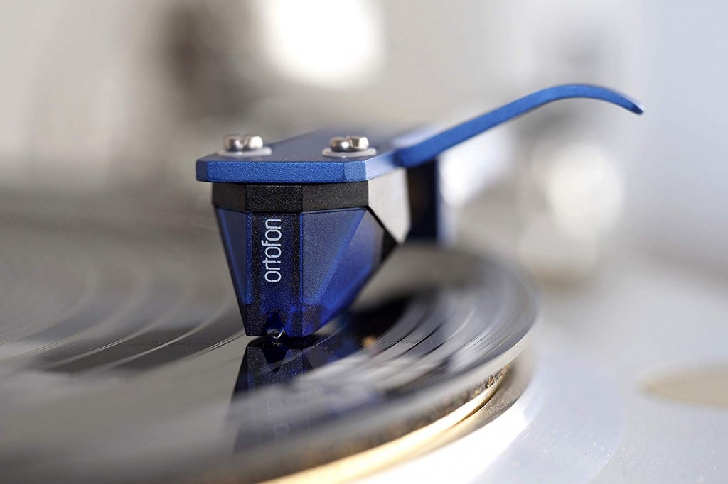 02 Ortofon 2M Blue The Audio Tailor.jpg 02 Ortofon 2M Blue The Audio Tailor.jpg