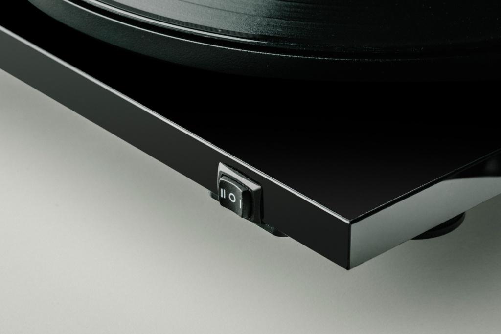 03 Pro-Ject E1.2 Phono в России.jpg