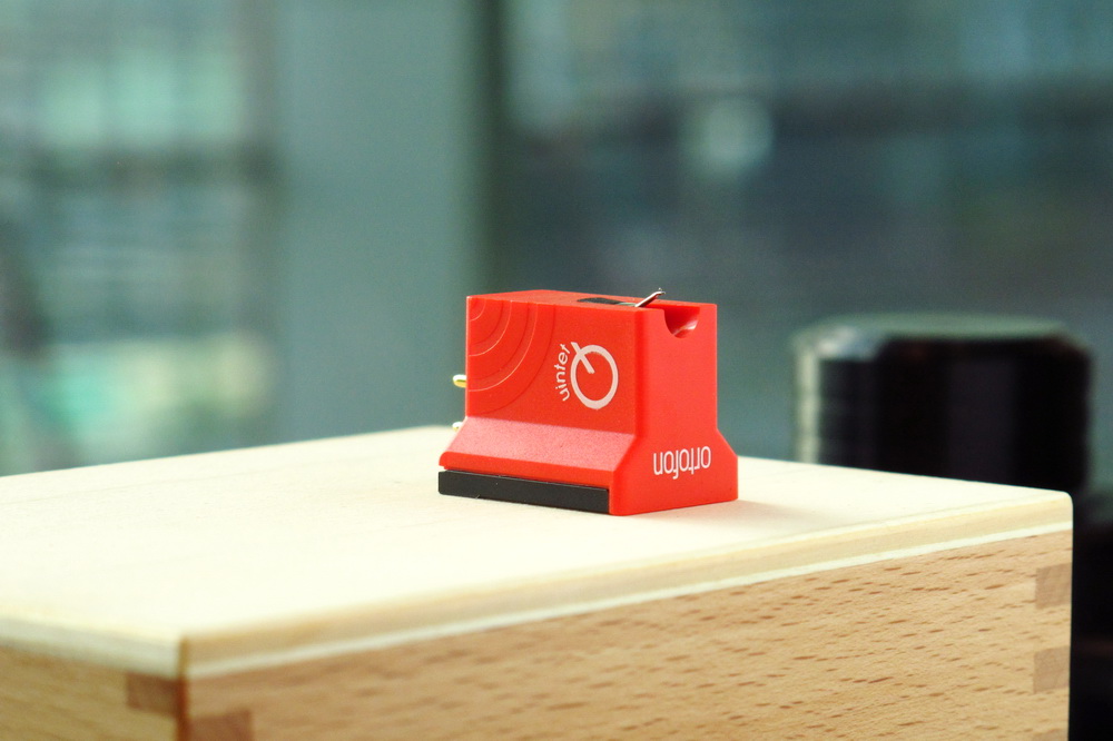 02 MC Quintet Red.JPG