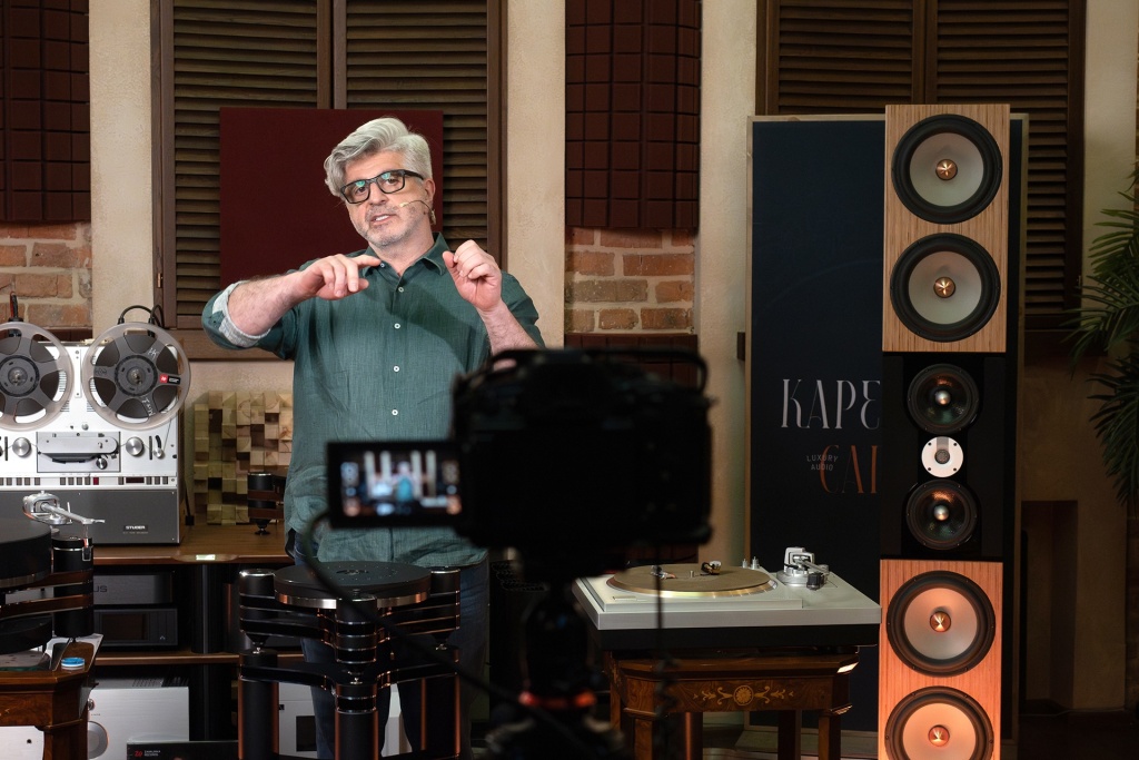 07 Vinyl Academy PRO online.jpg