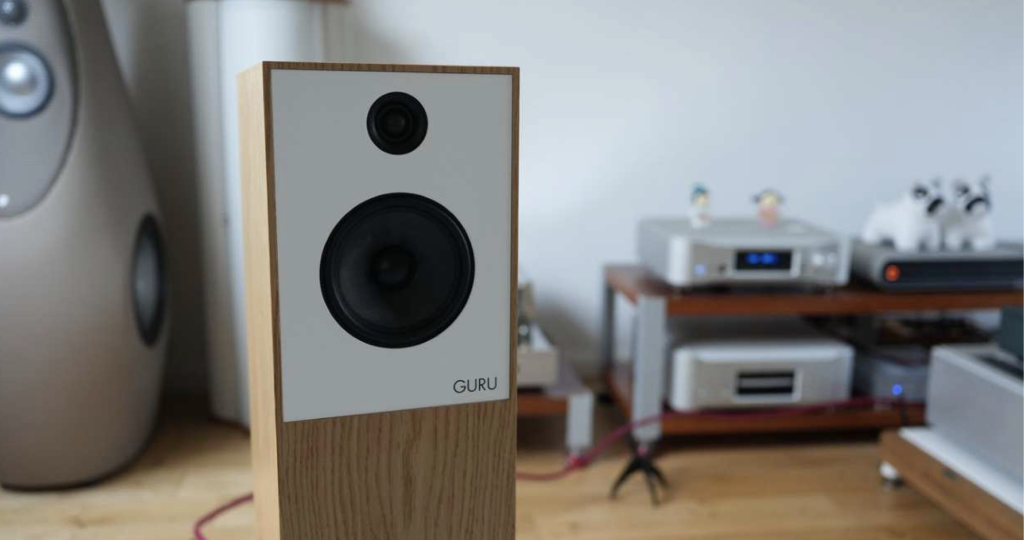 02 Guru 28 Audiophile-Magazine.jpg
