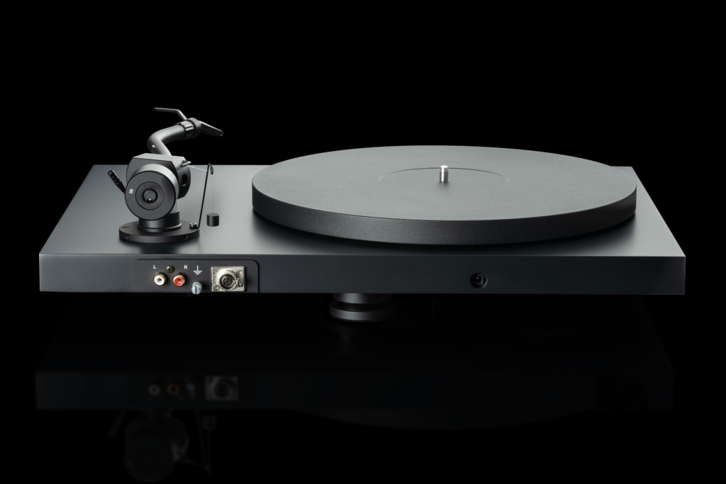 04 Pro-Ject Debut PRO S Balanced в России.jpg