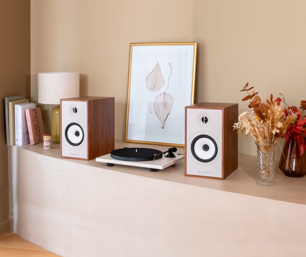 04 Triangle Borea BR03 Connect.jpg 04 Triangle Borea BR03 Connect.jpg