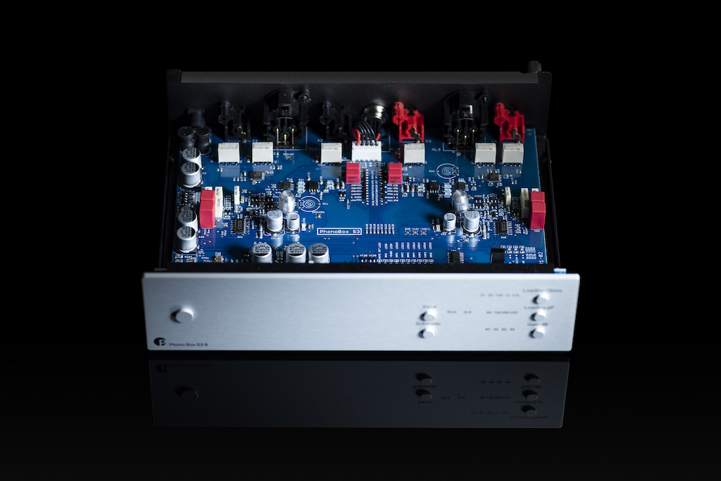 03 Pro-Ject Phono Box S3 B The Audio Tailor.jpg