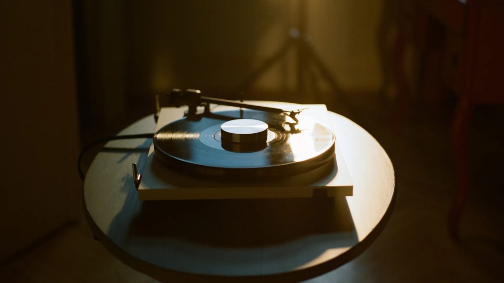 01 Pro-Ject Record Puck E (Main).jpg