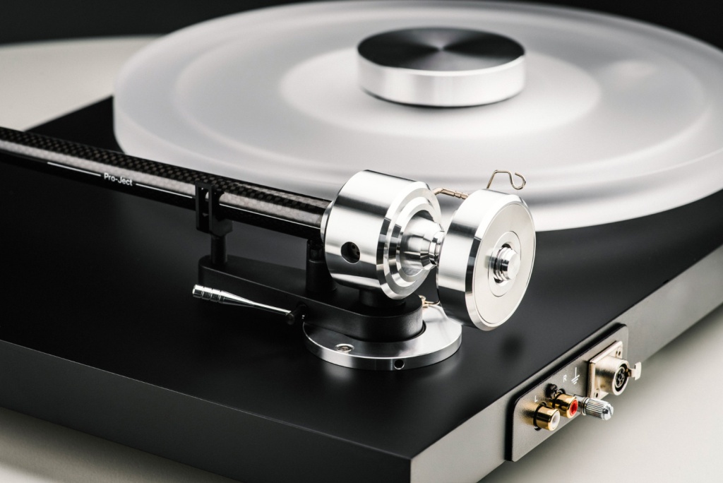 02 Pro-Ject Debut Reference 10 EISA.jpg 02 Pro-Ject Debut Reference 10 EISA.jpg