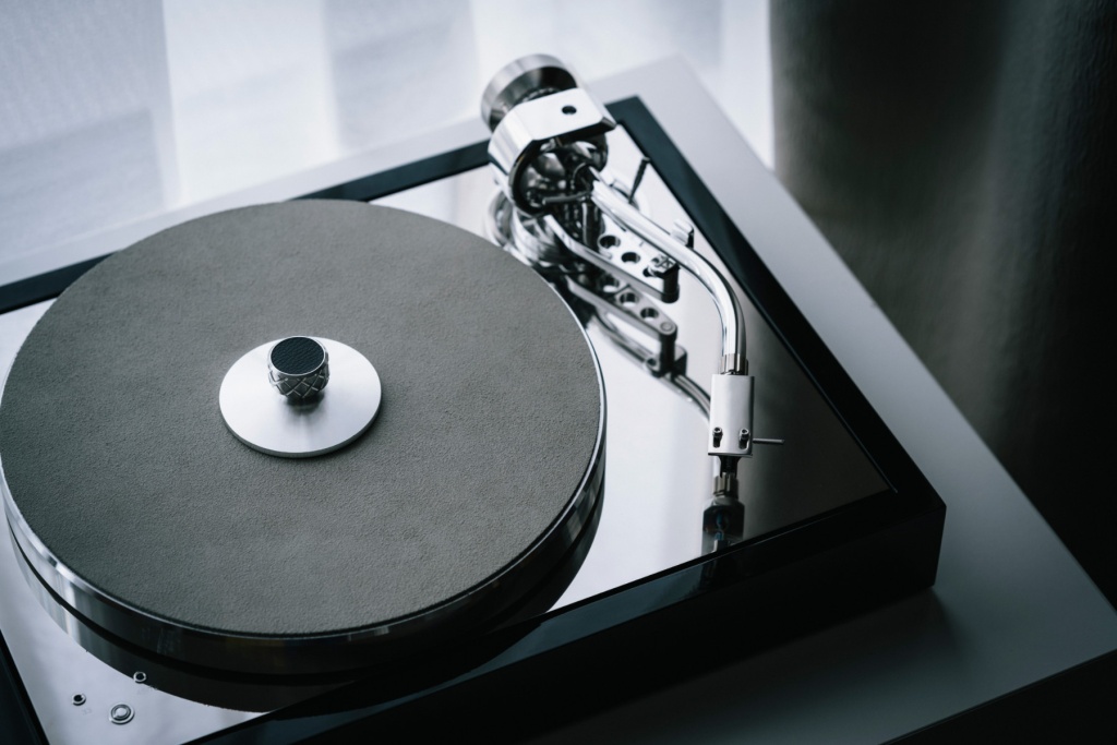 02 Pro-Ject The Classic Reference в России.jpg 02 Pro-Ject The Classic Reference в России.jpg